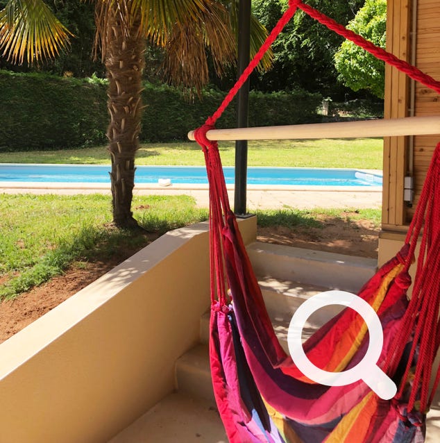Vue du poolhouse sur la piscine -  Calama Selva - Vitrac - Location saisonnière - Calama Selva - Vitrac proche Sarlat - Périgord Noir - Dordogne